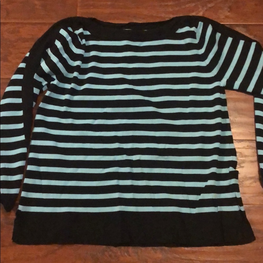 Dress barn top